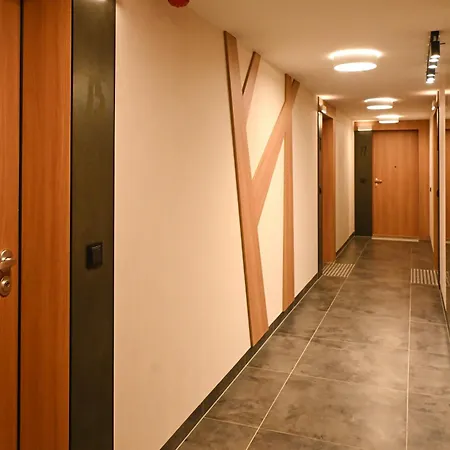 Garnizon 5 Pietro Апартаменты *
