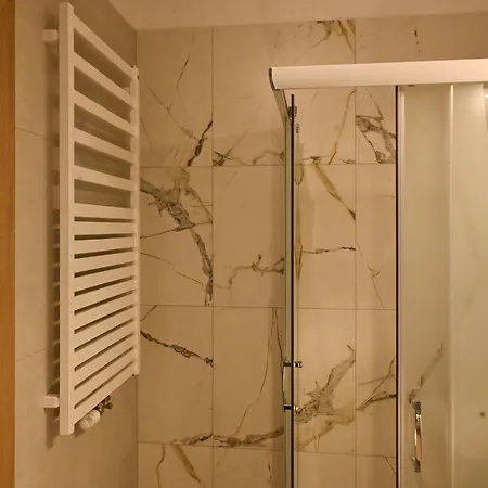 Apartment Garnizon 5 Pietro